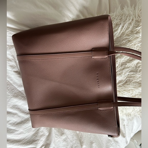 Bugatti Pure Tote - Picture 6 of 8